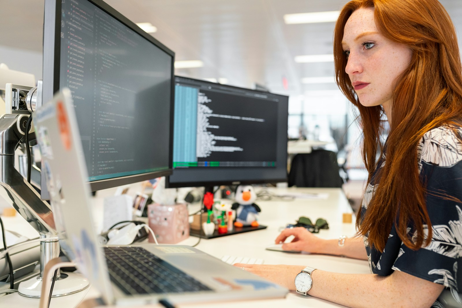 Engineer at computer using AI
